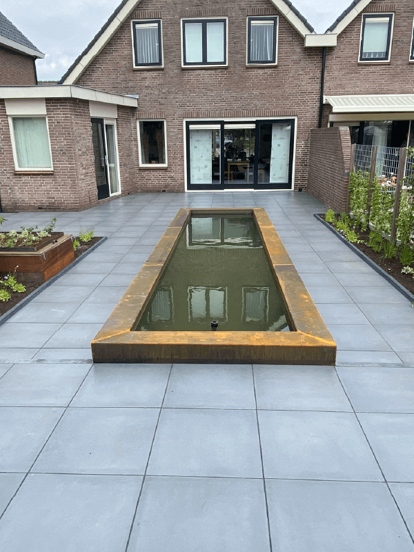 Hoveniersbedrijf Loek Barte Tuinaanleg Vijver aanleggen 1